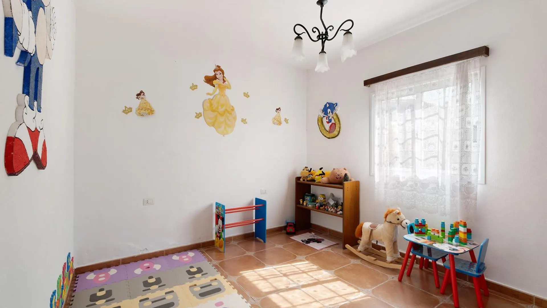 Bonita Casa Arianny Con Piscina Villa Arona  Holiday home
